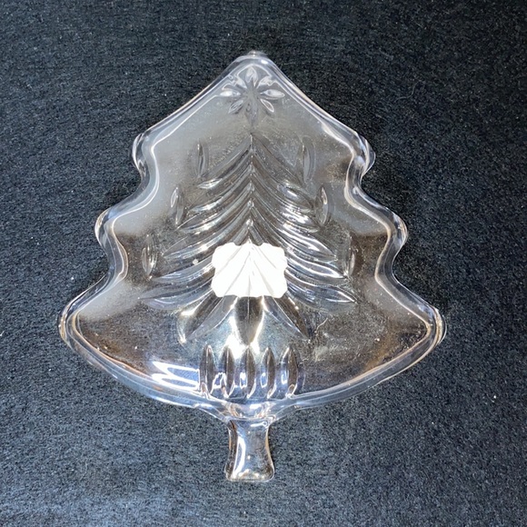 Mikasa Crystal Tree Dish 4 inches - Picture 2 of 3